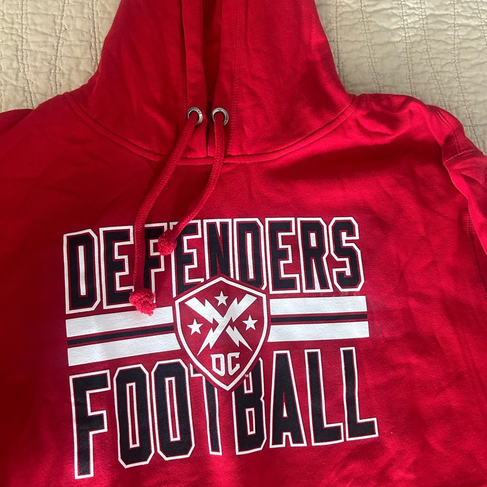 XFL DC Defenders Red Kangaroo Pocket Sweatshirt Hoodie NWT Size XXL - Picture 8 of 9